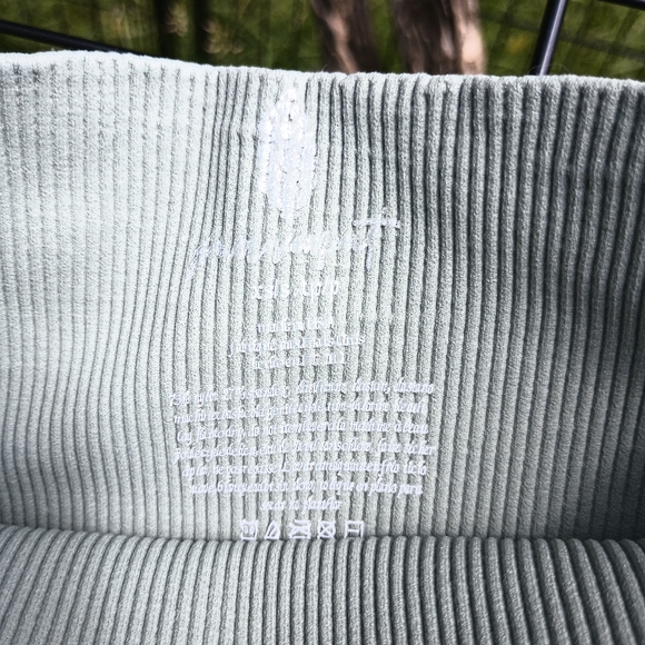 $20 Eash New Set of 3 Colors! Good Karma Shorts - Picture 5 of 7